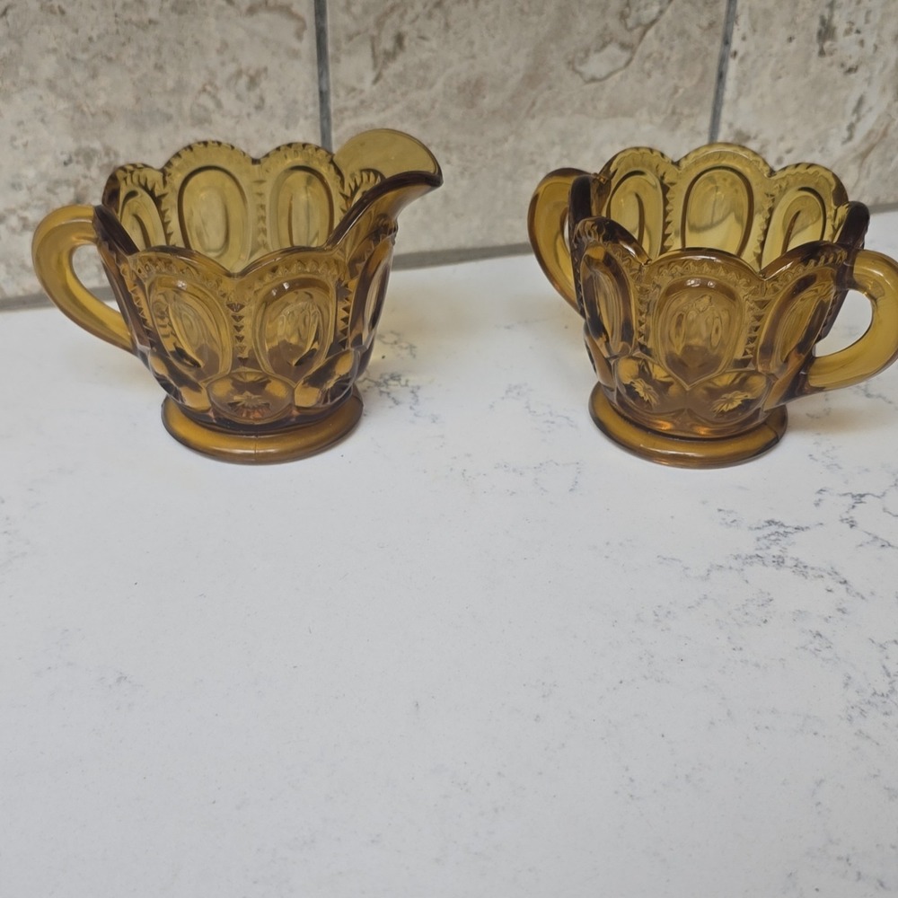 MCM L.E. Smith Amber Glass Moon and Stars Pattern Creamer & Open Sugar Set EUC
